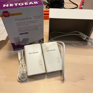 NETGEAR PL1000-100PAS Powerline 1000 Wi-Fi Network Extenders 2 Pack, White
